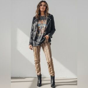 Free People Faux Leather Pants Size 2 Snakeskin Print Tailored Classic